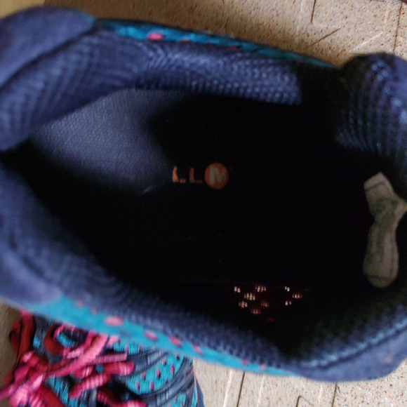 Merrell Running Shoes - Picture 4 of 4